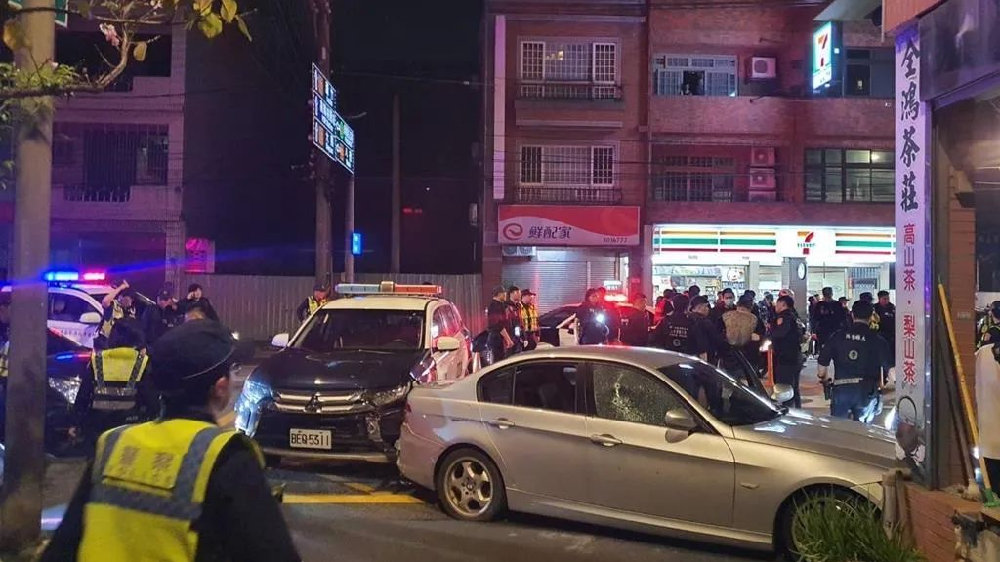 关于台湾街头凌晨爆发枪战，惊天血夜！揭秘深夜台湾的神秘枪声背后真相。